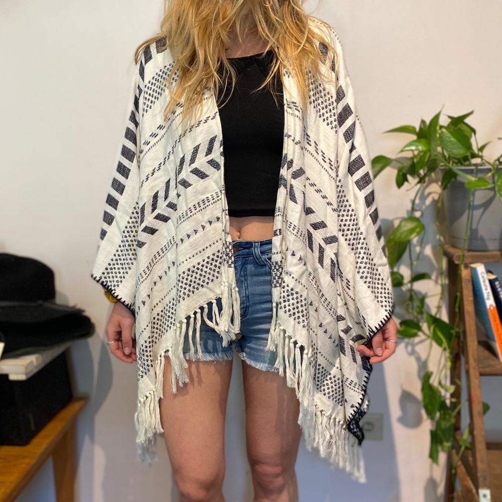 American Eagle Aztec Kimono/Coverup NWT